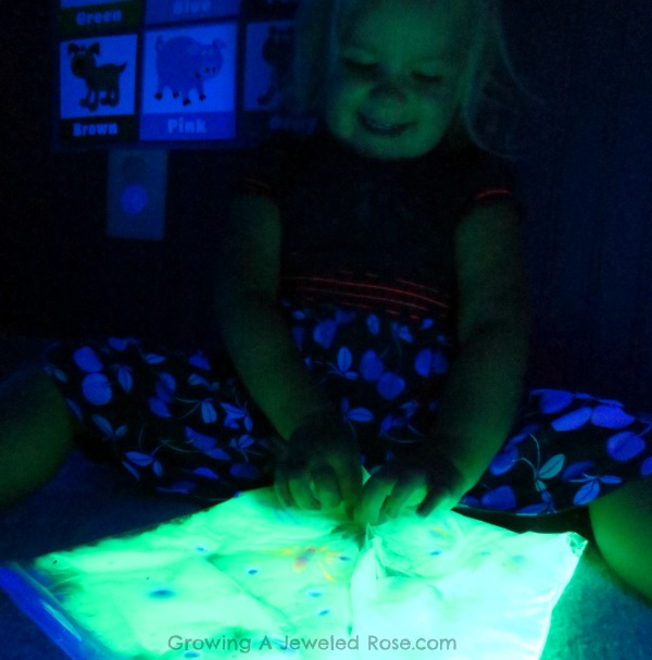 glowing_sensory_bag_play_3