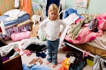 Girl-in-Messy-Room